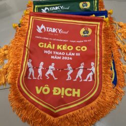 Cờ lưu niệm sự kiện hội thao môn kéo co