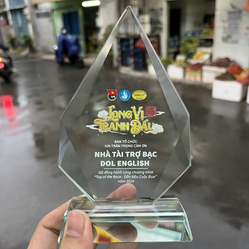 ky-niem-chuong-nha-tai-tro Mẫu kỷ niệm chương giá rẻ
