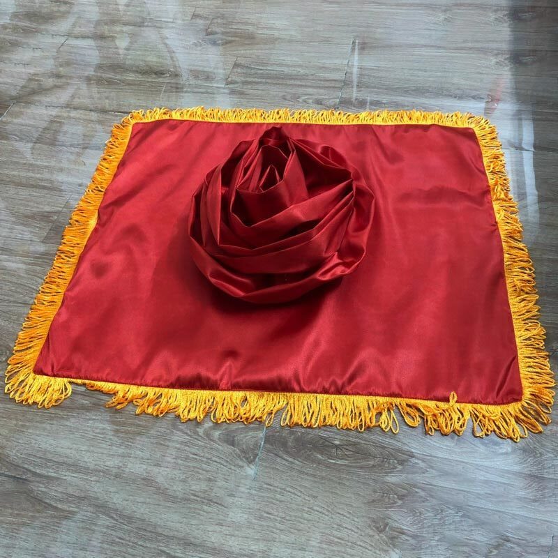 Khăn phủ khay kèm bông khánh thành