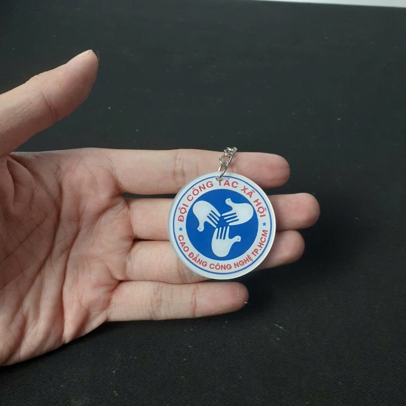 Móc khóa tròn đội công tác xã hội trường học