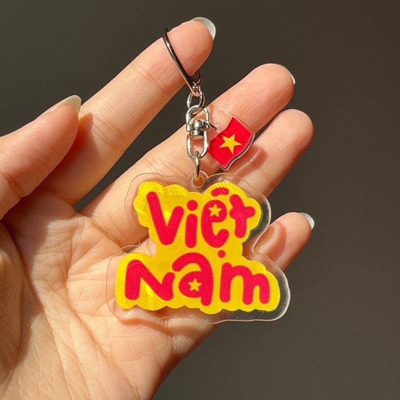 Móc khóa in uv chúc mừng ngày thống nhất đất nước Móc khóa mica quà tặng 30/4 và 1/5