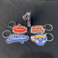Móc khóa mica in uv đế dày 5mm