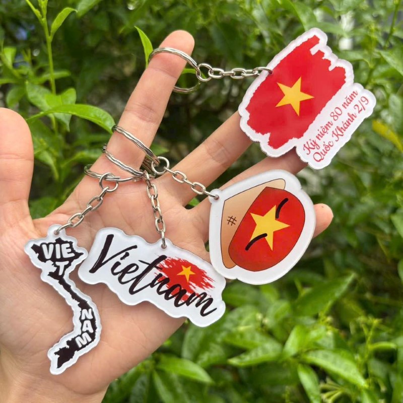 Móc khóa mica mừng ngày 30/4