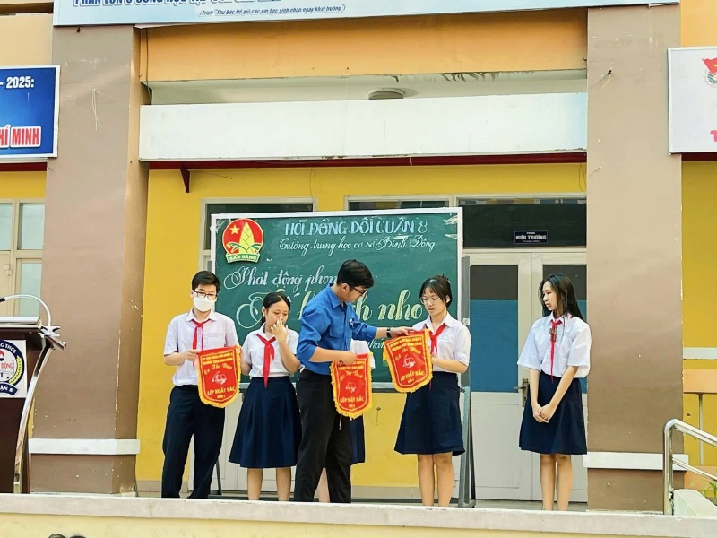 Cờ luân lưu thiết kế chuẩn yêu cầu