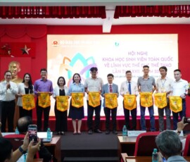 cờ lưu niệm đại hội thể dục thể thao
