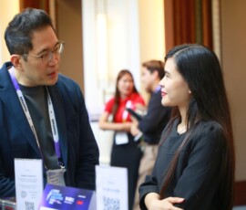 Thẻ đeo khách mời Thẻ đeo khách mời